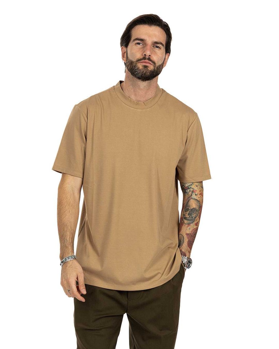 Abbigliamento SAVEONE T-Shirts | Land - T-Shirt Beige Mezzocollo