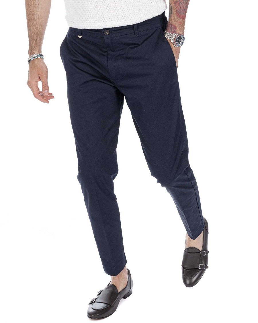 Abbigliamento SAVEONE Pantaloni | Elder - Pantalone Capri Blu In Cotone Estivo